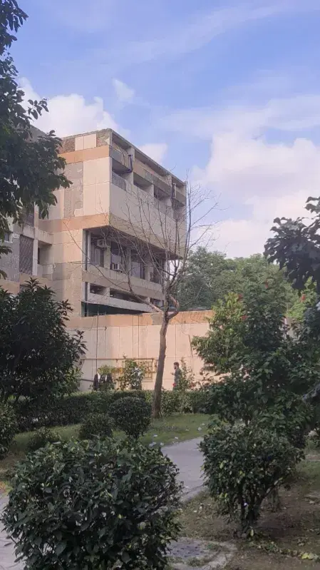 Dyal Singh College Campus photo 3